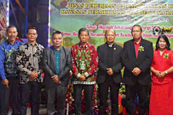 DPRD-Kapuas-2-600x400