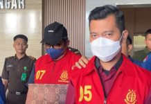 Ditetapkan Jadi Tersangka Korupsi Kadis Kominfo Seruyan Resmi Ditahan Kejati Kalteng