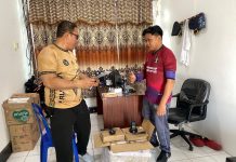 Tingkatkan Pengamanan, Rutan Kapuas Laksanakan Serah Terima Handy Talky