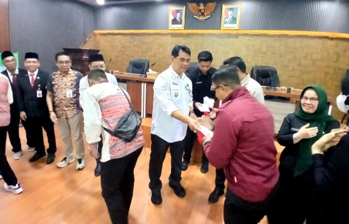 9ca69ef0-e0cb-4d7a-b1af-0196541295b4