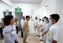 Gubernur Kalteng Kunker ke RSUD Doris Sylvanus, Tinjau Fasilitas Kesehatan serta Berikan Motivasi kepada Mahasiswa Praktik