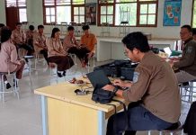 Program Percepatan KTP-el Usia 16 Tahun Sangat Penting, Disdukcapil Barut Laksanakan Layanan Jemput Bola ke Sekolah di Barut